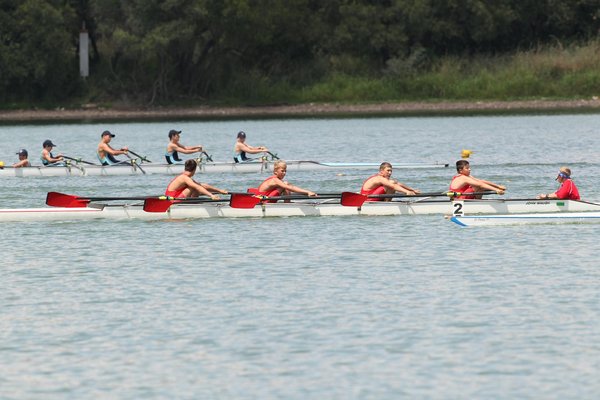 What are the best breathing techniques for competitive rowers?